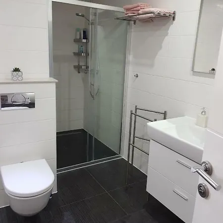 Deluxe Apartamento *